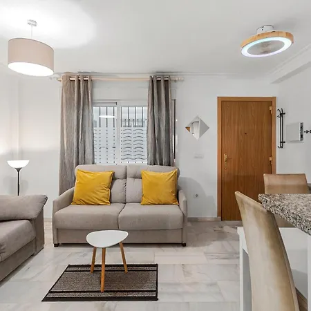 Centrally Located Penthouse A103 Fuengirola