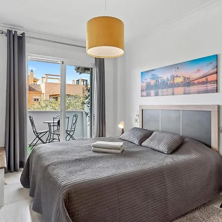 Apartment Centrally Located Penthouse A103