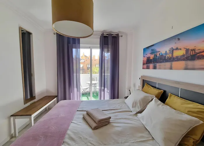Centrally Located Penthouse A103 פואנגירולה