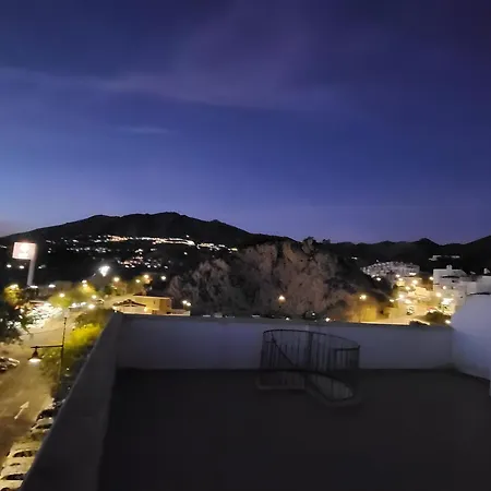 Centrally Located Penthouse A103 *