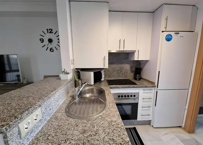 Centrally Located Penthouse A103 Lägenhet *