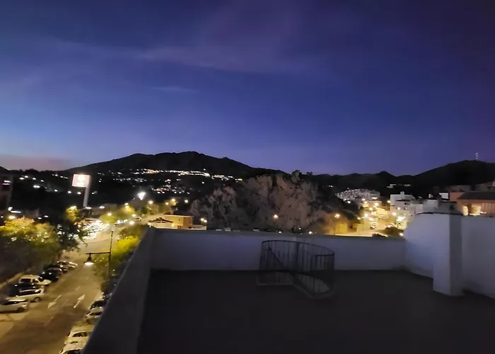 Centrally Located Penthouse A103 *